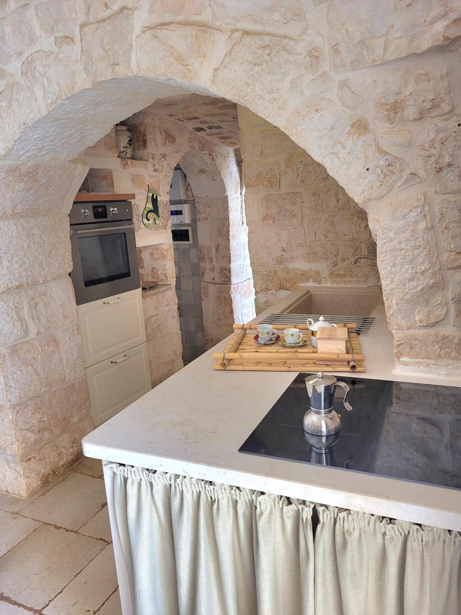 Trullo Bosco Libero Ostuni Villa Kültér fotó